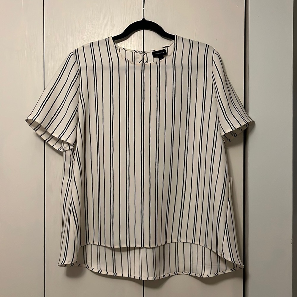 NWT Who What Wear flirty striped top